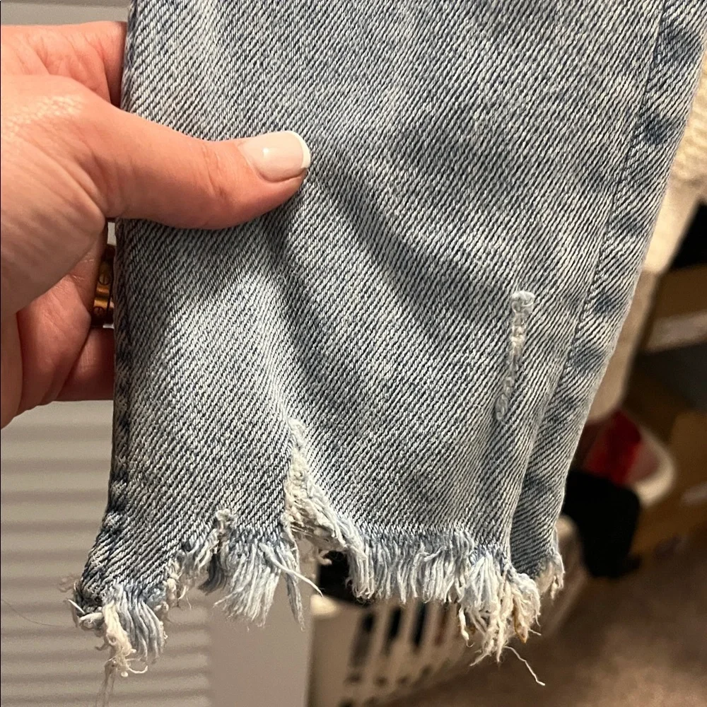 Zara Light Blue Ripped Jeans - Picture 4 of 6